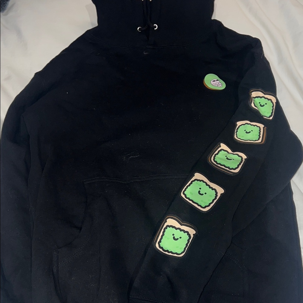 Ketnipz size medium hoodie NWOT Avocado toast